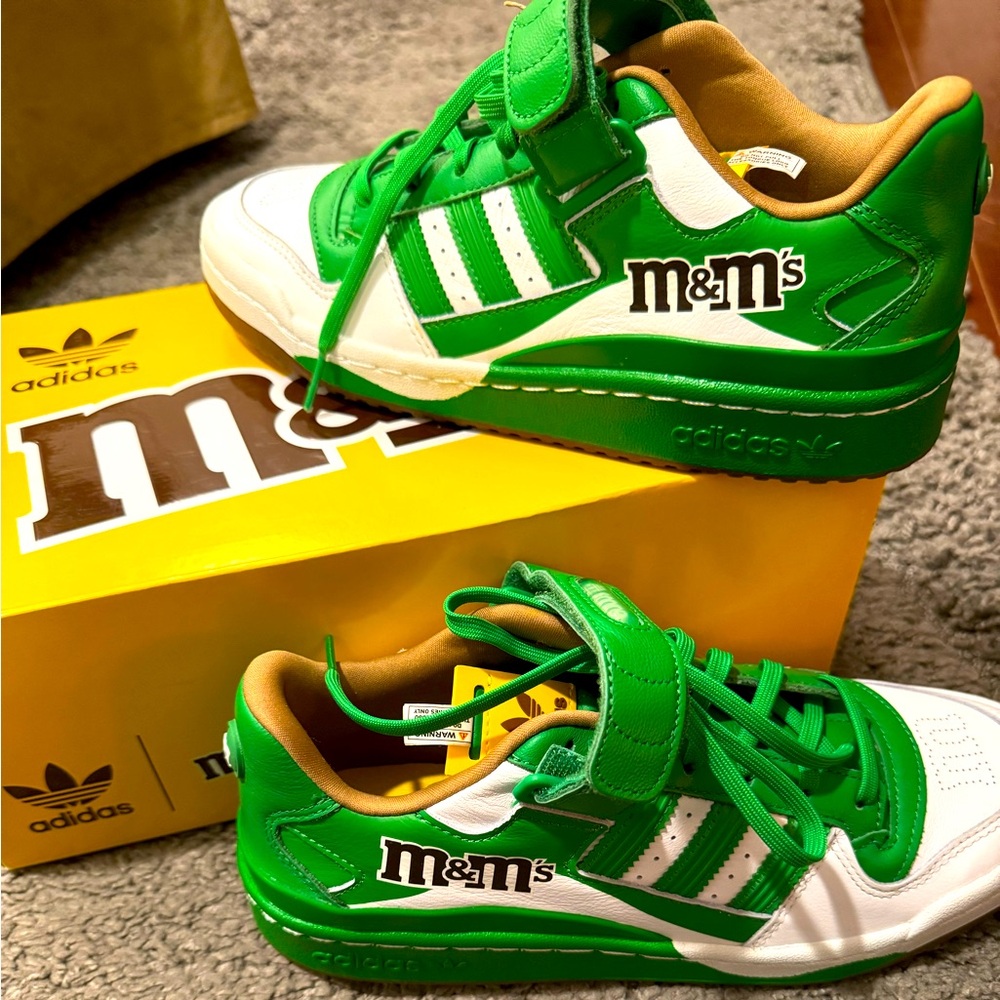 Adidas M&M forum shoes men’s 7.5 fits women 8.5